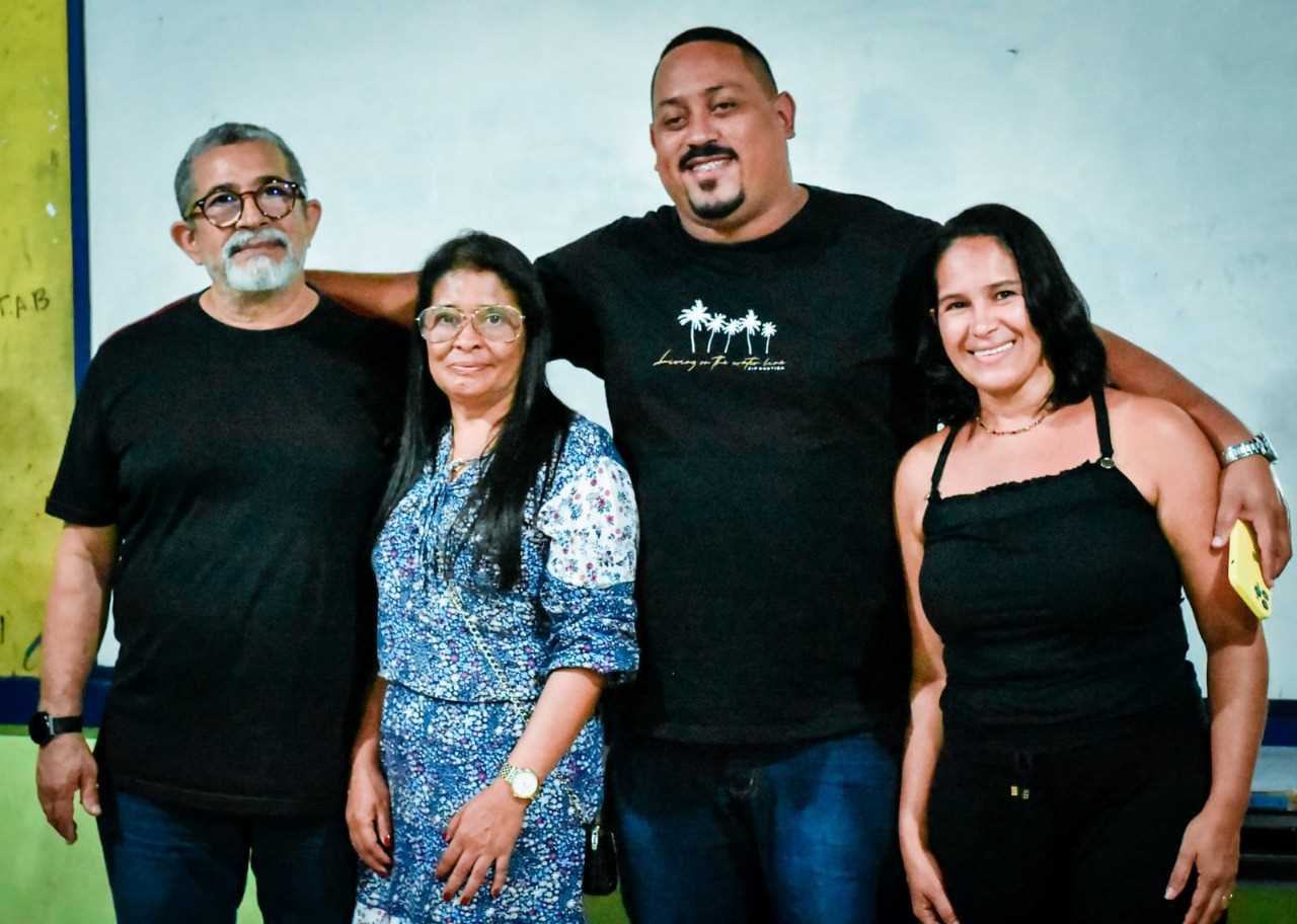 Camacã: Prefeitura realiza oficina de corte de cabelo para alunos da EJA

